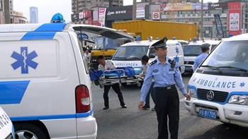 Φορτηγό έπεσε πάνω σε πλήθος στην Κίνα – Τουλάχιστον 10 νεκροί και 16 τραυματίες