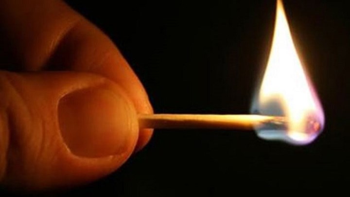 Μπλακ άουτ στη Πάρο για πάνω από μια ώρα – Στο σκοτάδι έμεινε το μεγαλύτερο μέρος του νησιού