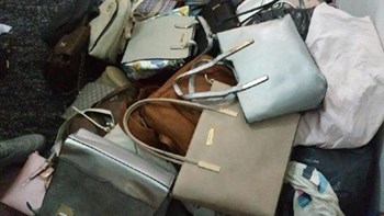 Καίριο χτύπημα της ΕΛ.ΑΣ. στο παρεμπόριο: “Ξηλώθηκε” κύκλωμα με 18 συλλήψεις στην Αθήνα