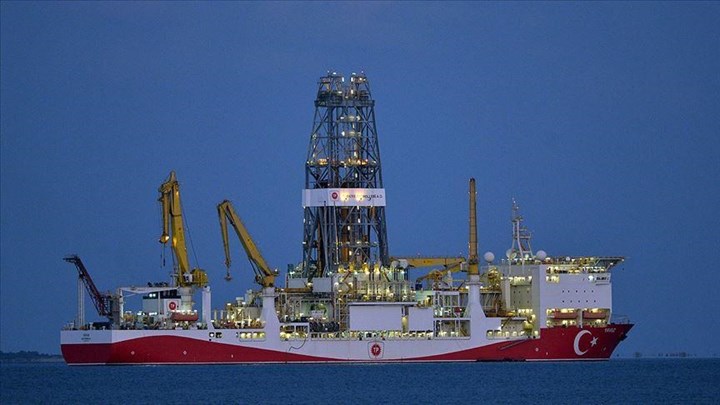 Το τουρκικό γεωτρύπανο Γιαβούζ ανοιχτά της Μερσίνας – ΦΩΤΟ