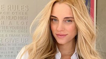 Γέννησε η Δούκισσα Νομικού