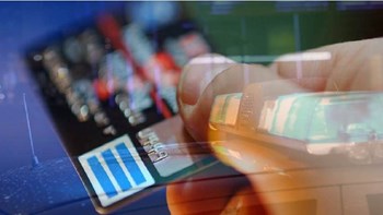 Οικιακή βοηθός έκανε… shopping therapy με τις πιστωτικές κάρτες της εργοδότριας