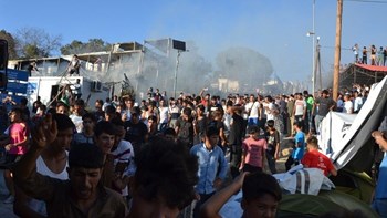 Η επόμενη ημέρα μετά την τραγωδία στη Μόρια – Τι αναφέρουν ο Δήμαρχος και ο Περιφερειάρχης – ΒΙΝΤΕΟ