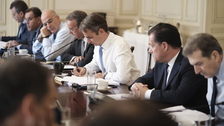 Τα μέτρα της κυβέρνησης για το μεταναστευτικό – Τι αλλάζει στη διαδικασία χορήγησης ασύλου