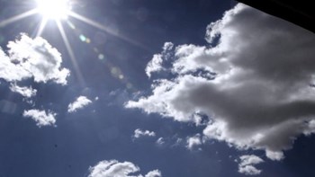 Με υψηλές θερμοκρασίες κάνει “ποδαρικό” ο Οκτώβριος – Αναλυτικά η πρόγνωση του καιρού