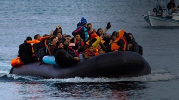 Σε ξενοδοχεία οκτώ στους δέκα πρόσφυγες για την αποσυμφόρηση των νησιών