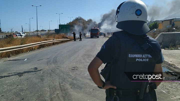 Ένταση και λιποθυμίες σε καταυλισμό Ρομά στο Ηράκλειο έπειτα από κατεδάφιση αυθαιρέτου – ΦΩΤΟ – ΒΙΝΤΕΟ