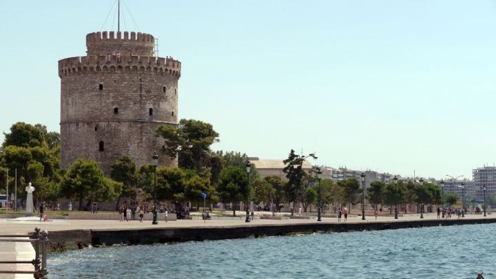 Σε ειδική ανακρίτρια παραπέμφθηκαν 18 άτομα για την υπόθεση διαφθοράς στο λιμάνι Θεσσαλονίκης – Ανάμεσά τους ο λιμενάρχης και εφοπλιστές