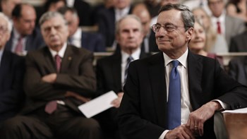 Ντράγκι: Οι πολιτικοί να μάθουν από τα λάθη του παρελθόντος