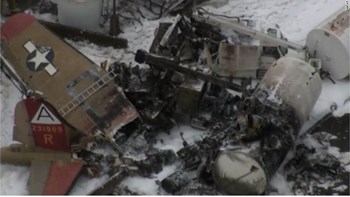 Τραγωδία στις ΗΠΑ: Συνετρίβη βομβαρδιστικό του Β’ Παγκοσμίου Πολέμου – Τουλάχιστον επτά νεκροί – ΒΙΝΤΕΟ