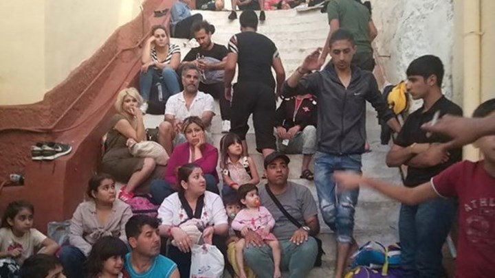 Συνεχίζεται η άφιξη μεταναστών στη Σύμη – Τι καταγγέλλει στο enikos.gr ο δήμαρχος του νησιού