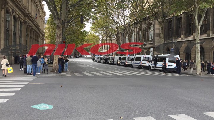 Οι πρώτες εικόνες από την επίθεση σε αστυνομικούς στο Παρίσι – ΦΩΤΟ αναγνώστη