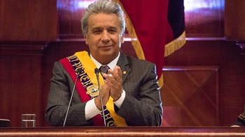 Απαγόρευση κυκλοφορίας γύρω από δημόσια κτίρια επέβαλε ο Πρόεδρος του Ισημερινού