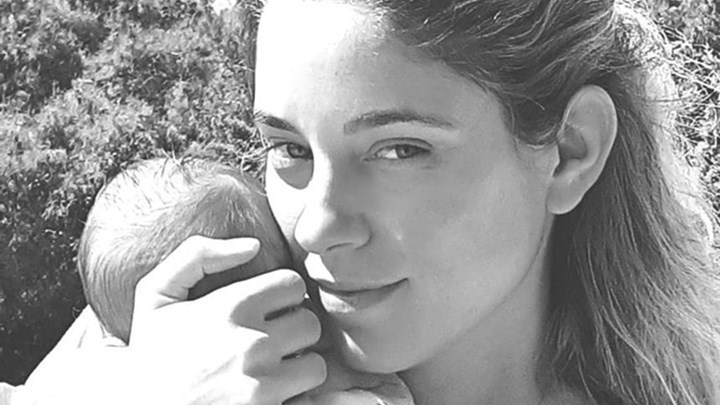 Η νέα ανάρτηση της Δούκισσας Νομικού για τη νεογέννητη κόρη της – ΦΩΤΟ