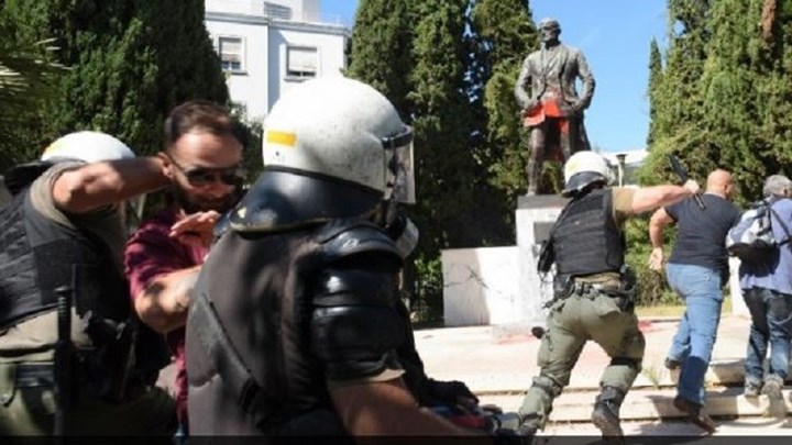 ΠΑΜΕ: Καταγγέλλουμε τη βίαιη επίθεση της κυβέρνησης ενάντια στην αντιιμπεριαλιστική κινητοποίηση στην Αθήνα – ΒΙΝΤΕΟ