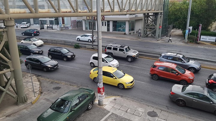 “Έμφραγμα” στους δρόμους της Αττικής – Πού οφείλεται το κυκλοφοριακό κομφούζιο