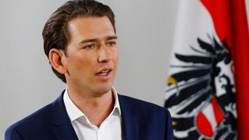 Αρχίζουν οι διερευνητικές επαφές για τον σχηματισμό αυστριακής κυβέρνησης