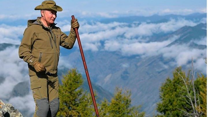 Τα εναλλακτικά γενέθλια του Πούτιν – Αντί για τούρτα και κεράκια πήρε… τα βουνά – ΒΙΝΤΕΟ