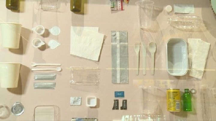 Αυτό είναι το γεύμα του μέλλοντος στα αεροπλάνα – ΒΙΝΤΕΟ