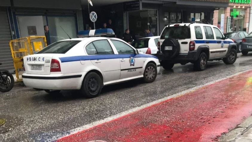 Θρίλερ στα Τρίκαλα: Εντόπισαν γυναίκα νεκρή στο κέντρο της πόλης