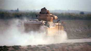 Υπουργείο Άμυνας Τουρκίας: Σκοτώθηκε στρατιώτης στην επιχείρηση στη Συρία