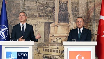 Ο Στόλτενμπεργκ ζητεί από την Άγκυρα αυτοσυγκράτηση – Τσαβούσογλου: Θέλουμε ξεκάθαρη αλληλεγγύη