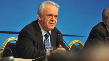 Δραγασάκης: Ο Βούτσης είχε δίκιο για όσους αναζητούν την ουσία και όχι την ατάκα