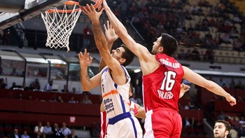 Ολυμπιακός – Βαλένθια 54-30 (ΗΜ.)