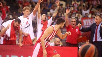 Μπασκόνια – Ολυμπιακός 23-21 (10′)