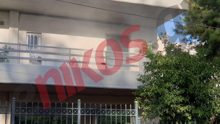 Φωτιά σε διαμέρισμα στη Βούλα – ΦΩΤΟ αναγνώστη