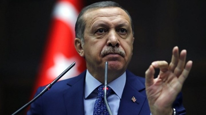 Οργισμένη απάντηση Ερντογάν σε Ακιντζί: Την θέση του την οφείλει στην Τουρκία