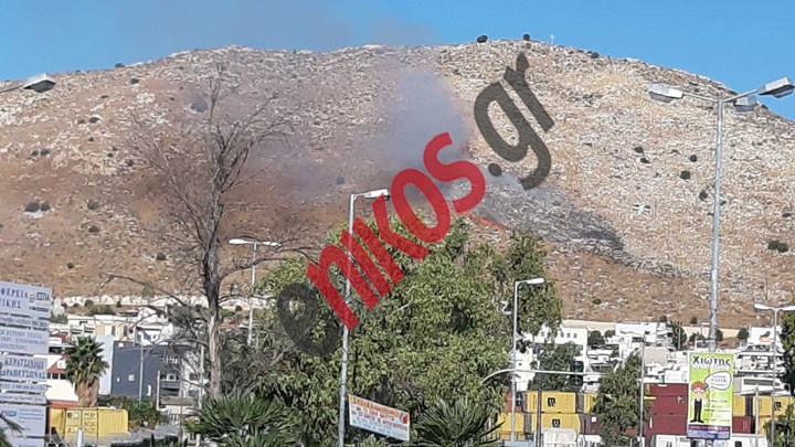 Οι πρώτες εικόνες από τη φωτιά στο Πέραμα – ΦΩΤΟ – ΒΙΝΤΕΟ αναγνώστη