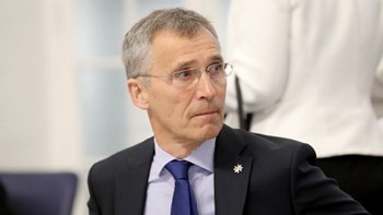 Επιμένει ο Στόλτενμπεργκ: Σημαντική η Τουρκία για το ΝΑΤΟ – Δεν πρέπει να διαρραγεί η ενότητα της Συμμαχίας στη μάχη κατά του Ισλαμικού Κράτους