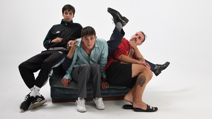 Οι πρώτες φωτογραφίες από το…Striptease που ετοιμάζουν Κουρούμπαλης-Κορρού