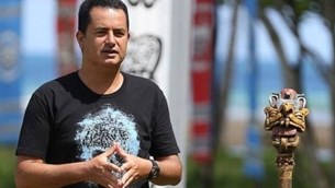 Τα συγχαρητήρια του Mr Survivor στους παίκτες της εθνικής Τουρκίας για τους στρατιωτικούς χαιρετισμούς