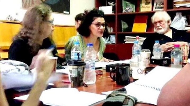 Μπήκαμε στις πρόβες του «Πόλεμος και ειρήνη» που σκηνοθετεί η Ιόλη Ανδρεάδη