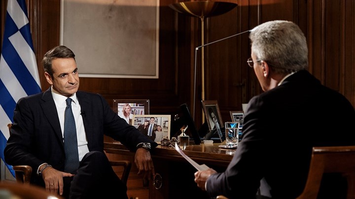 “Η υπέρβασις του πατρός Μητσοτάκη”