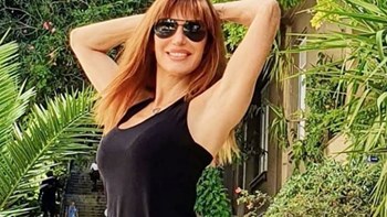 Τροχαίο ατύχημα για τη Βίκυ Χατζηβασιλείου