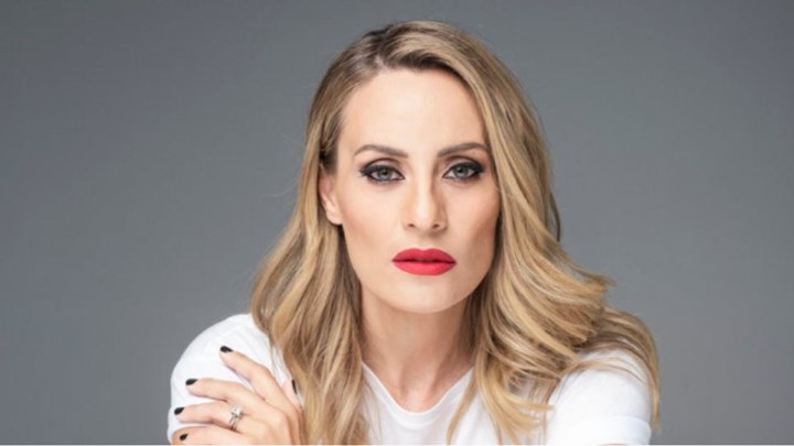 Η Ελεονώρα Μελέτη έγινε… κοκκινομάλλα – ΦΩΤΟ