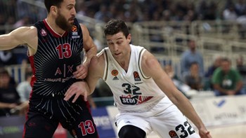 Παναθηναϊκός – Αναντολού Εφές 24-19 (10′)