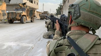 Τουρκία: Οι ΗΠΑ να ασκήσουν την «επιρροή» τους στους Κούρδους για να φύγουν από τη ΒΑ Συρία