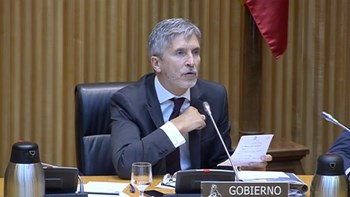 Ο υπουργός Εσωτερικών της Ισπανίας προειδοποιεί τους διαδηλωτές στην Καταλονία με ποινές έως έξι χρόνια