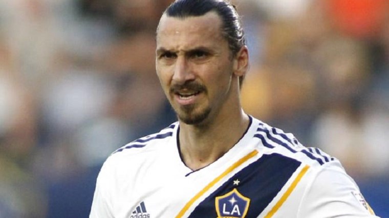 Κλείνει το… μάτι στην Ιταλία ο Ιμπραΐμοβιτς