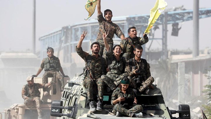Ολοκληρώθηκε η αποχώρηση των κούρδων μαχητών από την «ασφαλή ζώνη»