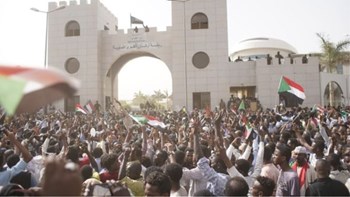 Επιτροπή στο Σουδάν ψάχνει τους δράστες της σφαγής που έγινε σε διαδήλωση τον Ιούνιο