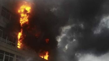 Νέα τραγωδία στη Χιλή – Πέντε νεκροί από πυρκαγιά σε εργοστάσιο το οποίο λεηλατήθηκε
