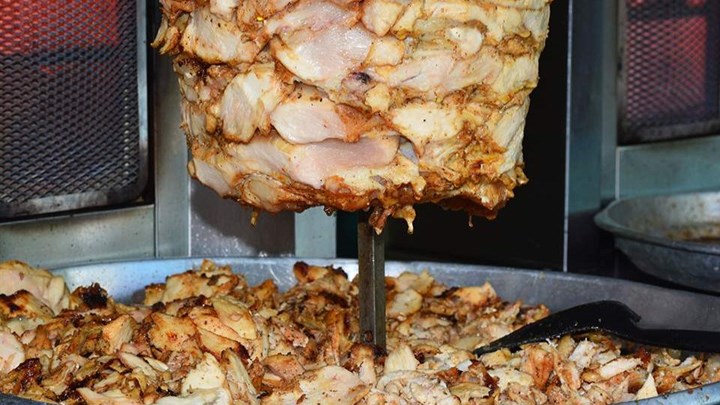 Κατασχέθηκαν 250 κιλά γύρου κοτόπουλου με σαλμονέλα