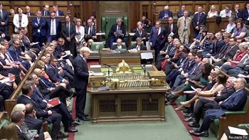 Η συνήθεια που έγινε… λατρεία για τον Τζόνσον – “Όχι” στο αίτημά του για νέα ψηφοφορία σχετικά με το Brexit