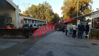 Οι πρώτες εικόνες από τη συγκέντρωση διαμαρτυρίας των εργαζομένων της Χαλυβουργικής – ΦΩΤΟ Αναγνώστη