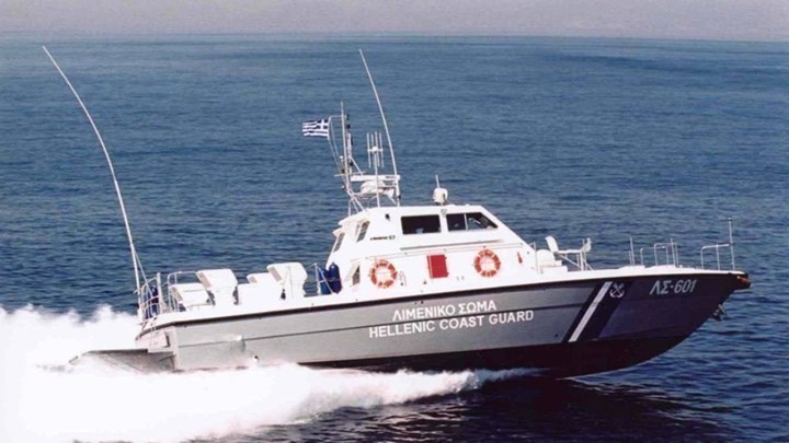 Σκάφος του Λιμενικού συγκρούστηκε με λέμβο που μετέφερε μετανάστες και πρόσφυγες – Έξι τραυματίες – Αγνοούνται ένα παιδί και δύο ενήλικες